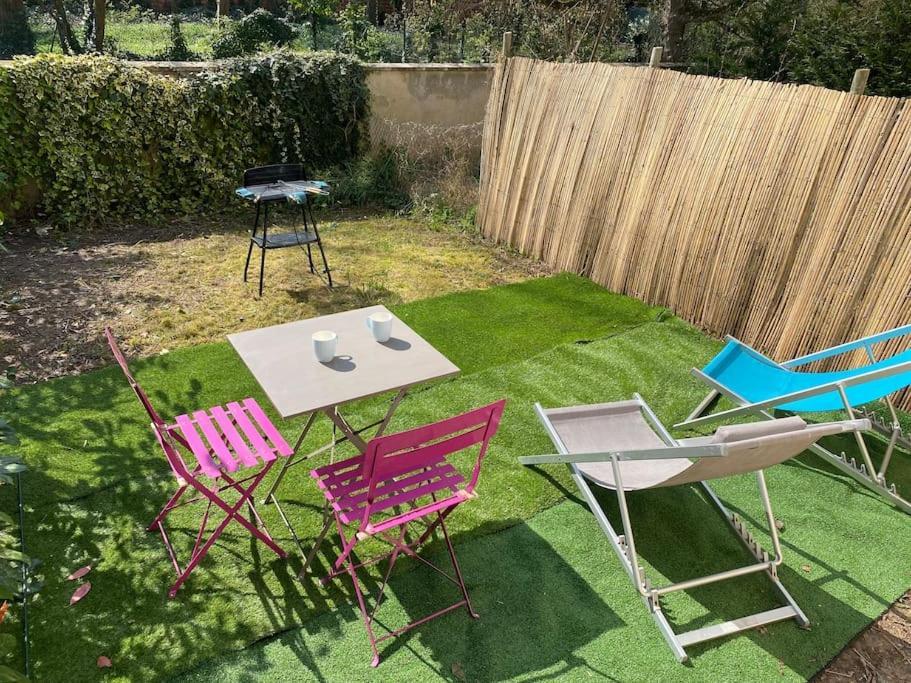 Appartement Cosy Avec Jardin Privatif Et Garage Fontainebleau Ngoại thất bức ảnh